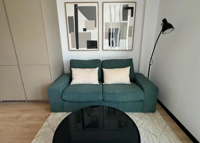 Oasis Pavia 15 Daire *