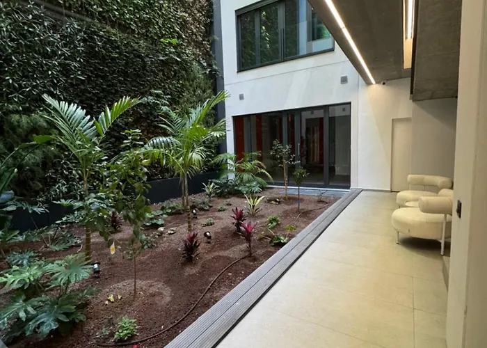 Daire Oasis Pavia 15 *