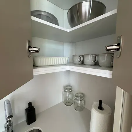 Oasis Pavia 15 דירה